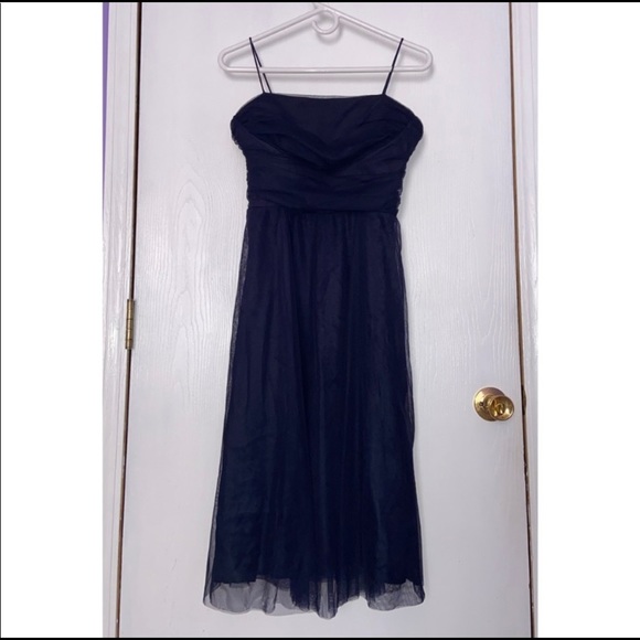 Formal Dress - Picture 1 of 4